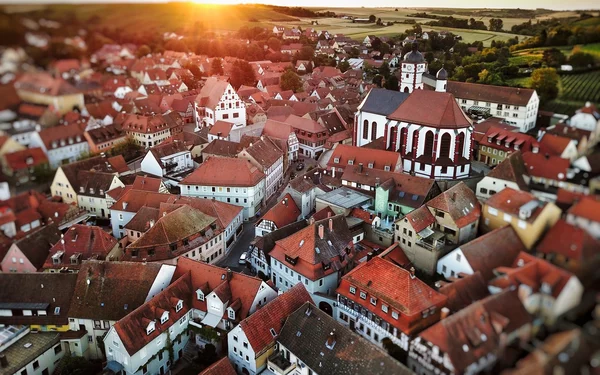 Über die Höhe Blick nach Dettelbach, Foto: Tobias Reissmann