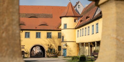Schloss Adelsdorf, Foto: bilderbube