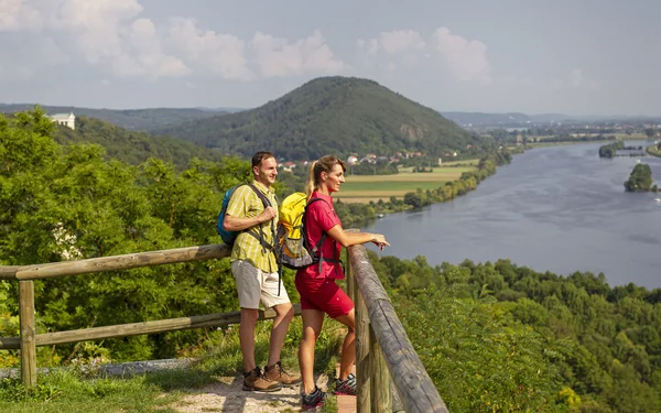 Blick ins Donautal von Burg Donaustauf, Foto: tefan Gruber, Lizenz: Tourismusverband Ostbayern e.V.