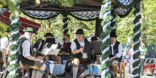 Musikalische Begleitung, Foto: JS Media