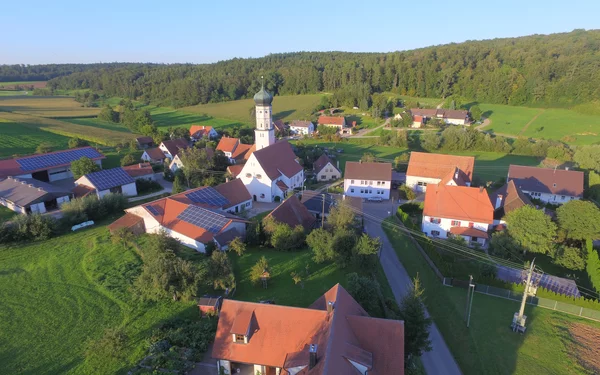 Buggenhofen und Mariae Himmelfahrt, Foto: Meyer Anton, Lizenz: Markt Bissingen