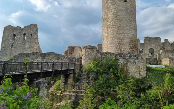 Burgruine Wolfstein, Foto: Katja Schumann