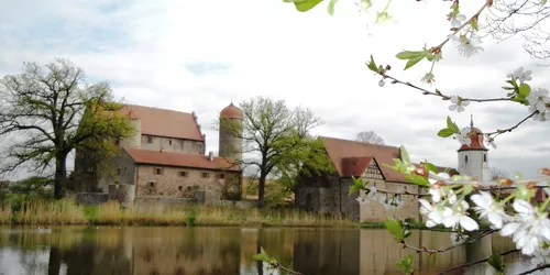 Wasserschloss Sommersdorf, Foto: TV Fränkisches Seenland