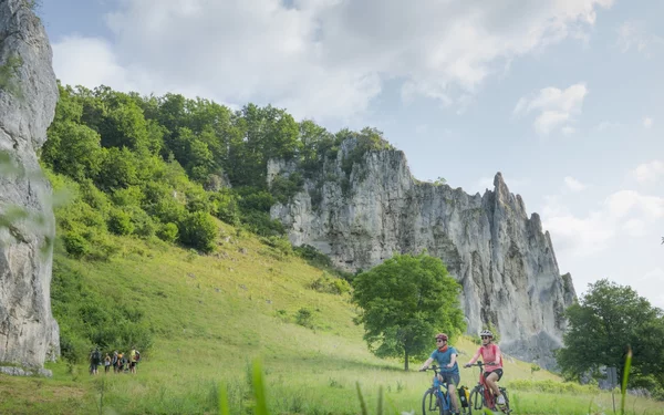 Auf dem GeoRadweg Altmuehltal bei Konstein, Foto: Naturpark-Altmühltal