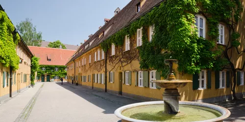 Blick auf die Fuggerei in Augsburg