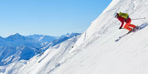 Two-country skiing fun in the heart of the Allgäu Alps