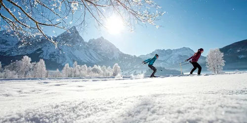 Cross-country skiing and biathlon in the shadow of the Zugspitze