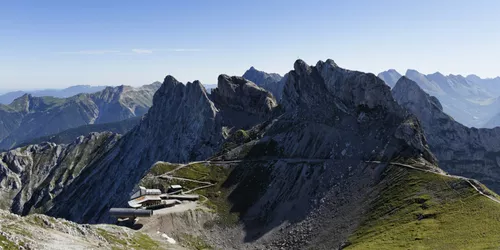 With the Karwendelbahn from Mittenwald to lofty heights